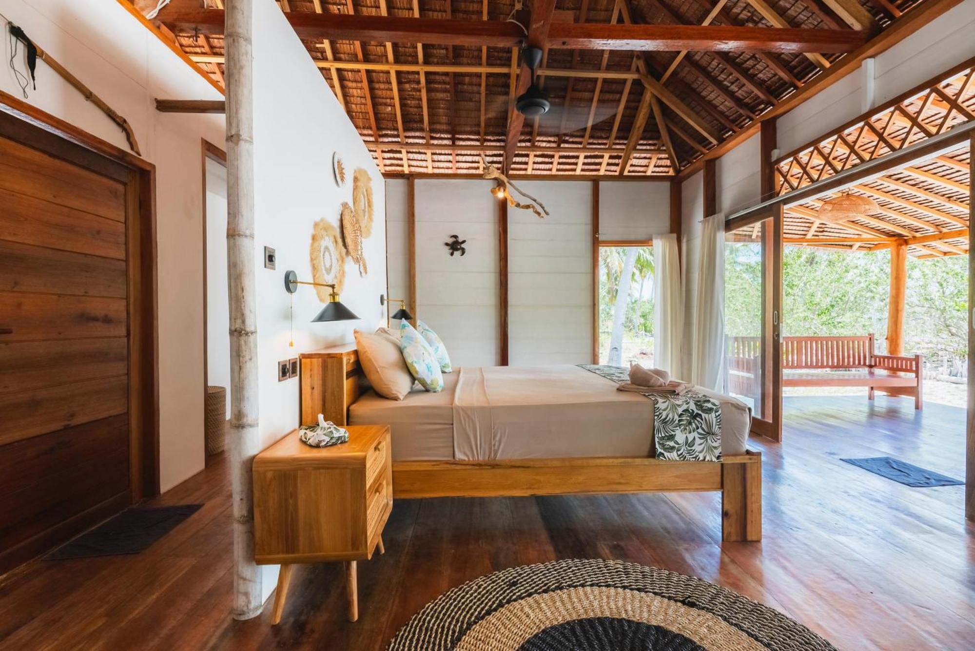 Reconnect - Private Island Resort & Dive Center Togean - Buka Buka Island Ampana Exterior foto