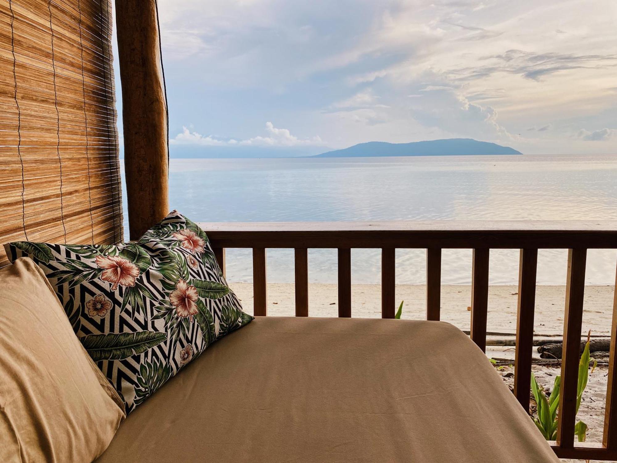 Reconnect - Private Island Resort & Dive Center Togean - Buka Buka Island Ampana Exterior foto
